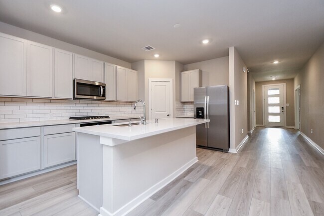 Building Photo - 5122 juniper lagoon