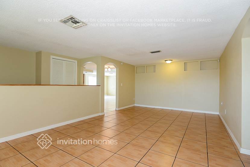Building Photo - 1741 Dartmouth Dr