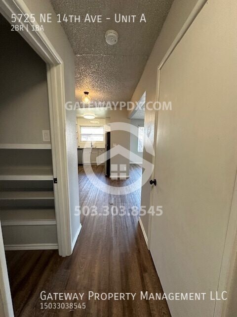 Building Photo - 5725 NE 14th Ave