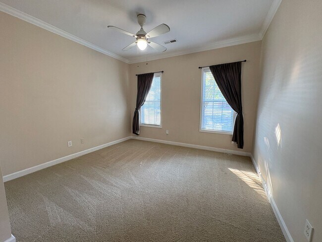 Building Photo - 804 Pelican Ln