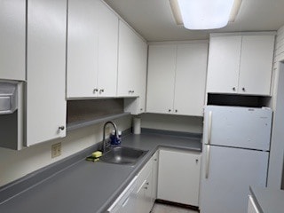 kitchen - 802 N Delaware St