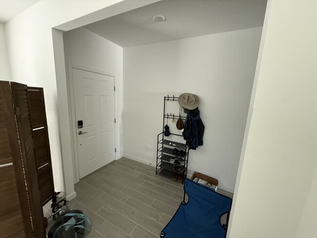 Building Photo - 12582 NW 138th Dr