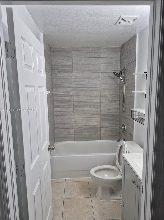 Building Photo - 2317 Liberty St