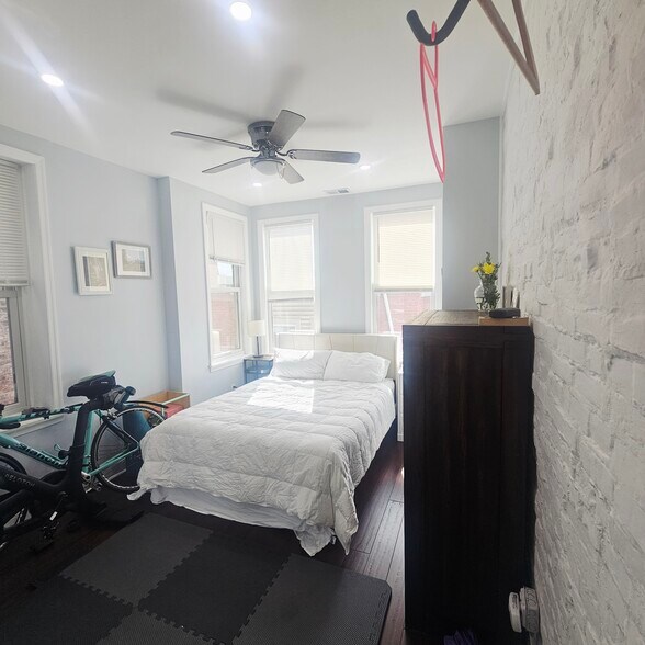 Building Photo - 768 N 26th St