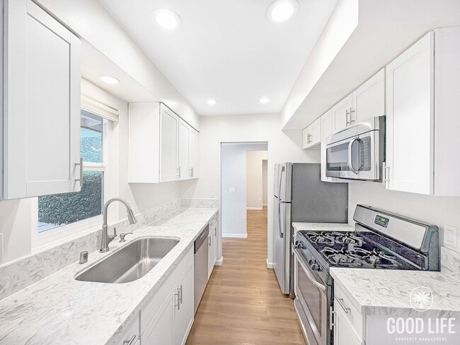 Building Photo - Great 3B/2BA House in San Marcos!