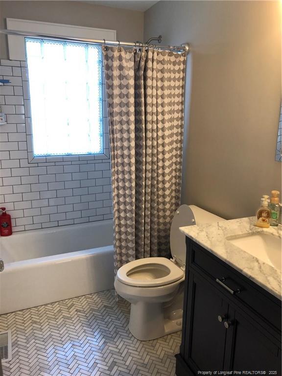 Building Photo - 599 Greenland Dr