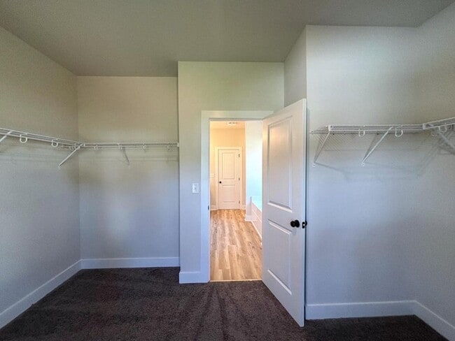 Building Photo - 4542 Highland Gate Pkwy