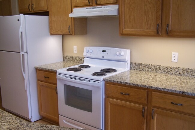 Kitchen - 8868 Spring Ln