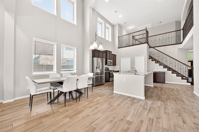 Building Photo - 24114 Leonforte Dr