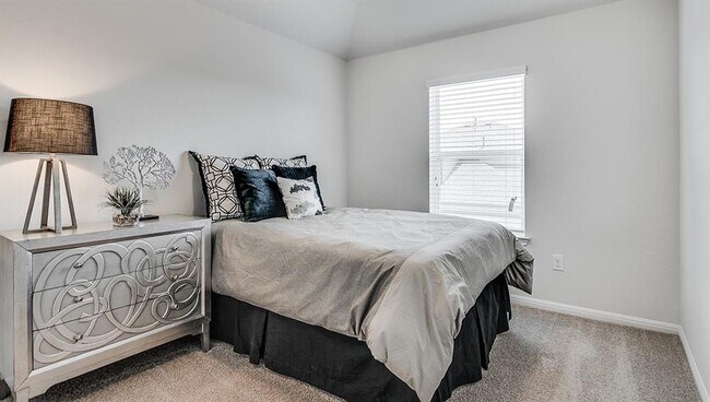 Building Photo - 13700 Sage Grouse Dr
