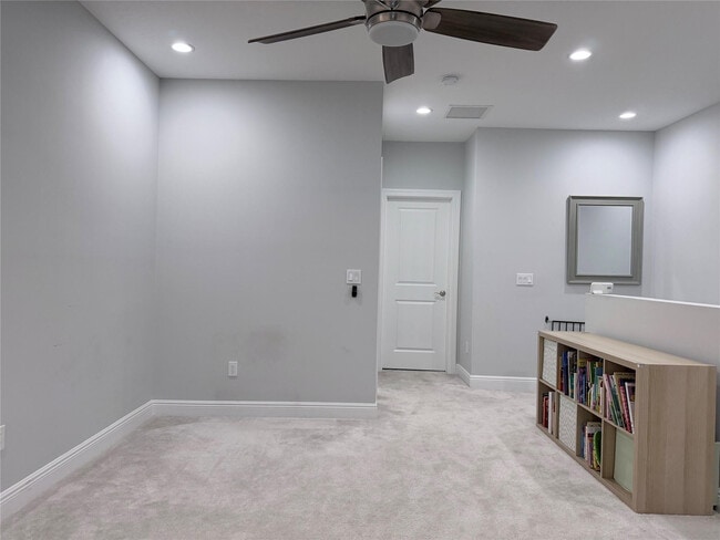 Building Photo - 556 Parsons Wy