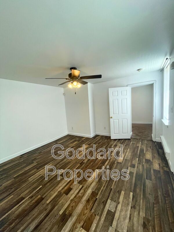 Building Photo - 1436 Light St