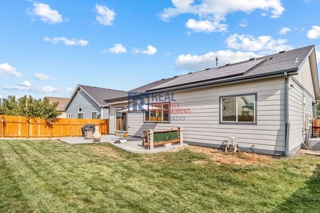 Building Photo - 1033 Traildust Dr