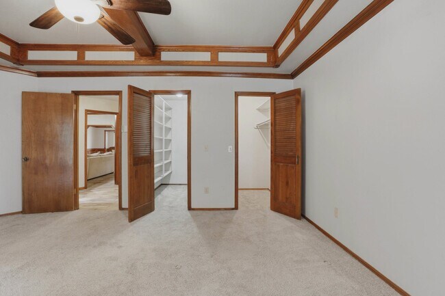 Building Photo - 14125 Osage Dr