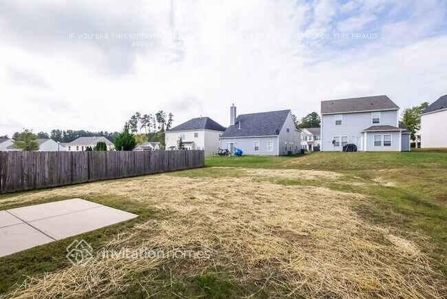 Building Photo - 10211 Daniel Dwayne Dr