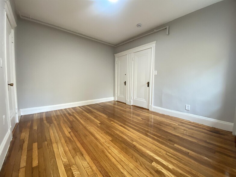 Building Photo - 1558 Massachusetts Ave