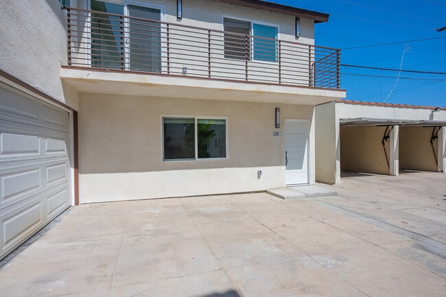 Building Photo - 130 S Harper Ave