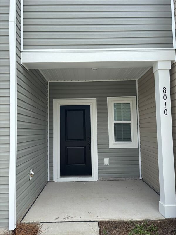 Building Photo - 8010 Triggerfish Wy