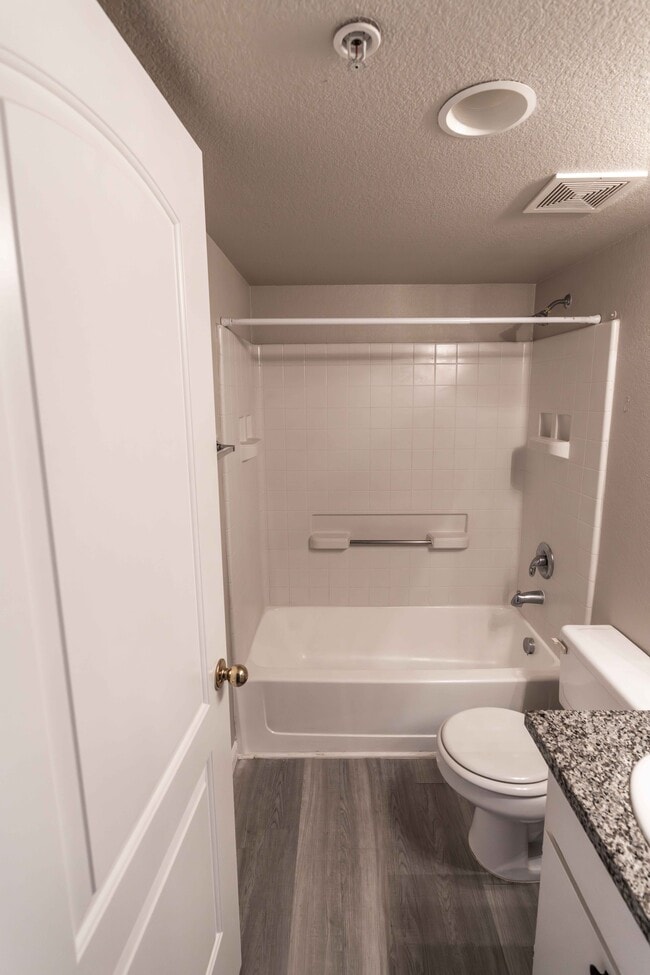 Building Photo - 3739 Black Eagle Dr