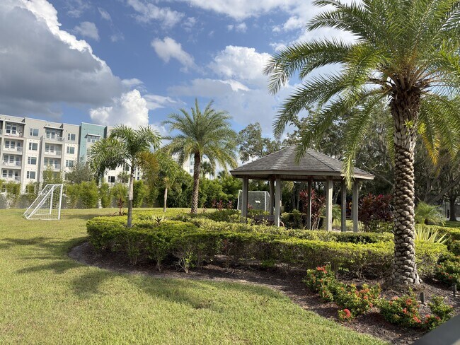 Building Photo - 14823 Golden Sunburst Ave