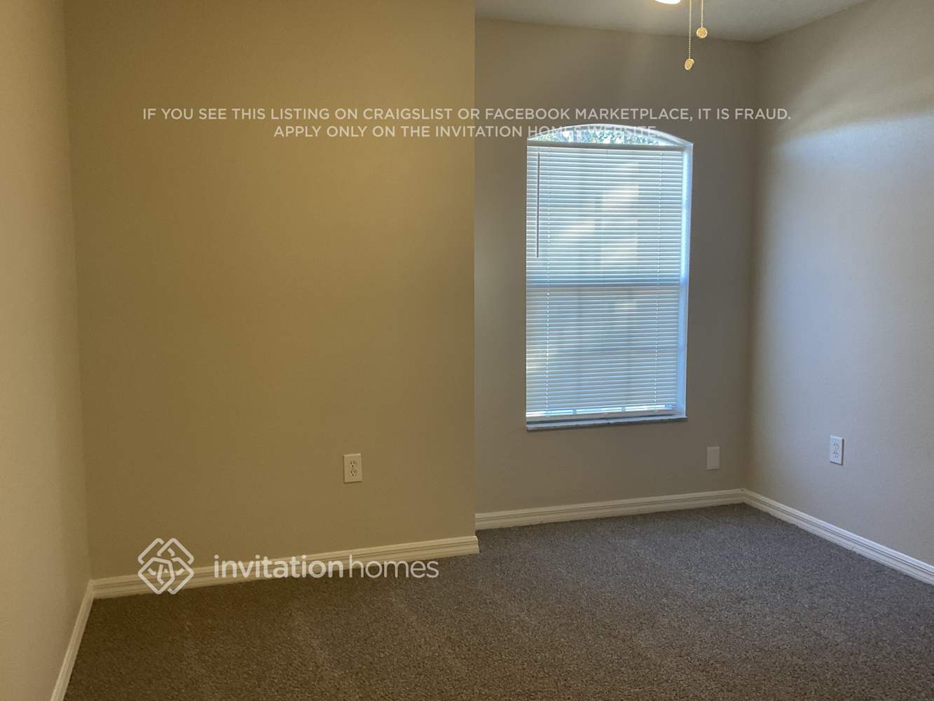 Building Photo - 4202 Roberta Dr