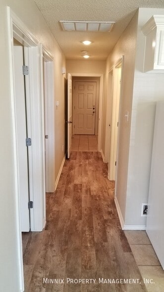 Building Photo - 3208 111th St