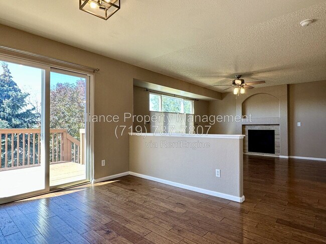 Building Photo - 965 Piros Dr