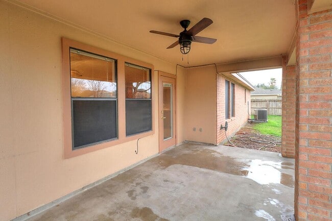 Building Photo - 4249 Rapids Dr