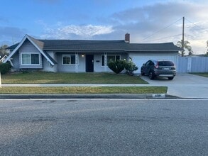 Building Photo - 3 Bedroom 2 Bath House Westminster, CA !