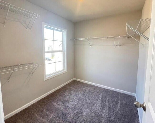 Building Photo - 111 Millers Ln