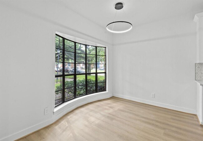 Building Photo - 7921 Knight Rd