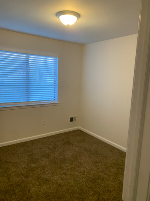 Building Photo - 24166 Ashford Ln