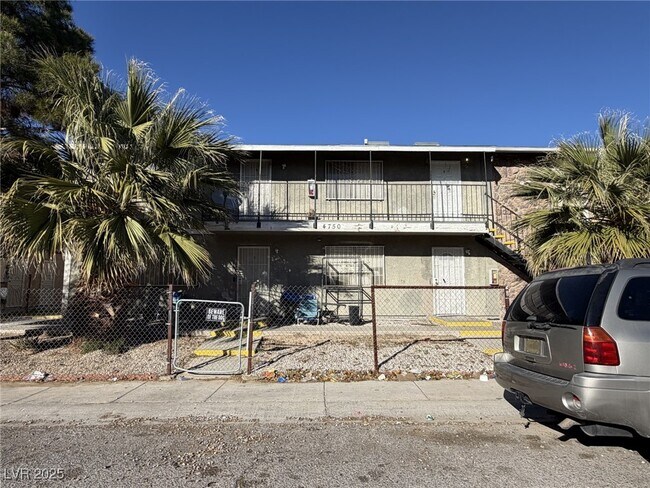 Building Photo - 4750 Thunderbolt Ave