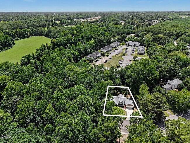 Building Photo - Lease OR Lease to Own