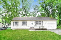 Building Photo - 50 Dahlia St