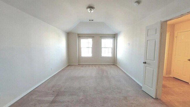 Building Photo - 7907 Bachwood Dr Dr