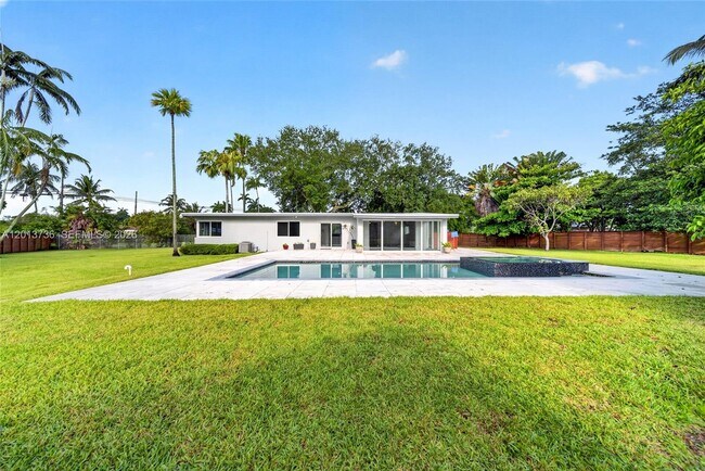 Building Photo - 11665 W Biscayne Canal Rd