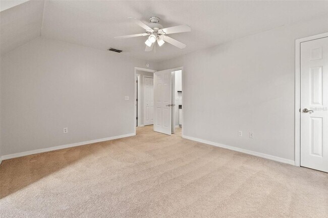Building Photo - 2413 Musselwhite Ave