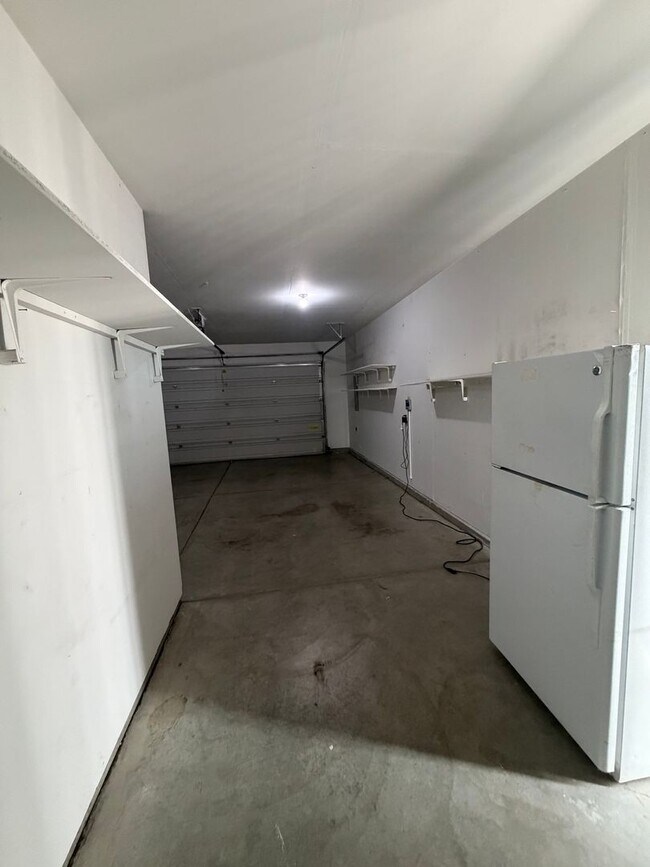 Building Photo - Jayden Village Sub: 4 Bedroom 2 Bath with Community Pool Ten Mile and Ustick