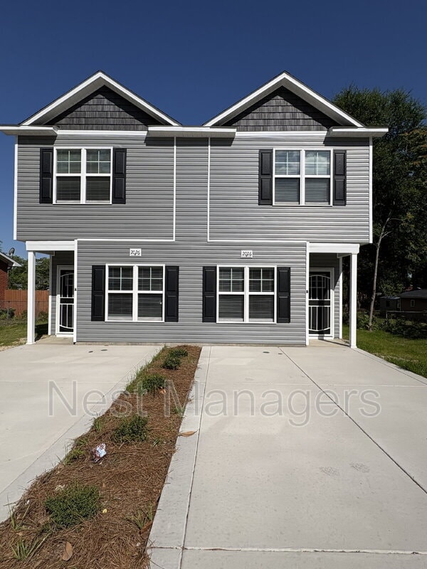 Building Photo - 2026 Progress St