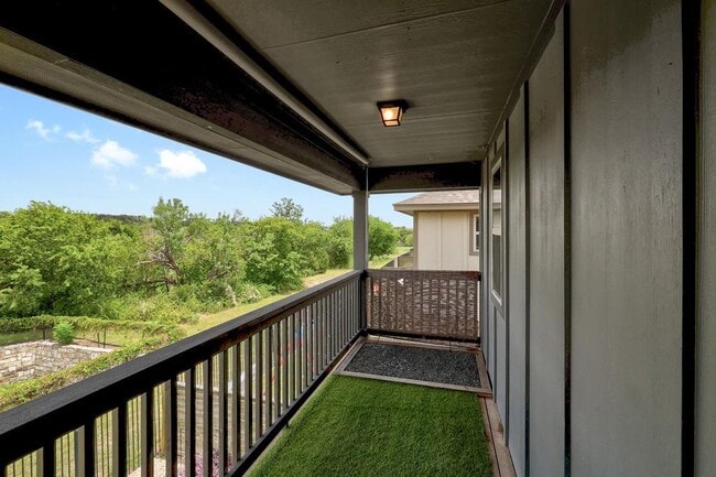 Building Photo - 3651 Sandy Brook Dr