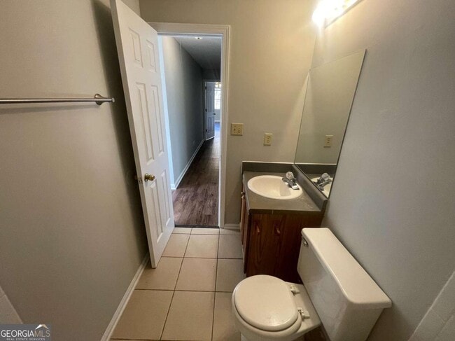 Building Photo - 6387 Seths Way