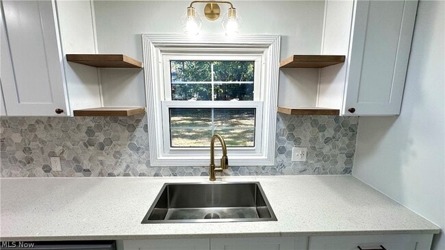 Building Photo - 1271 Hereford Rd