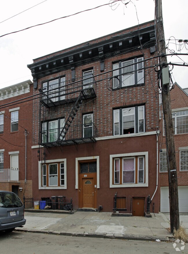 Primary Photo - 143 Lafayette St