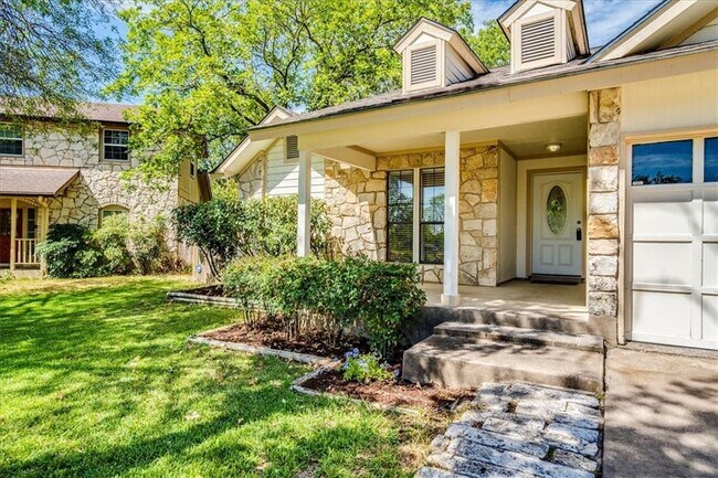 Building Photo - 507 Gregory Cove
