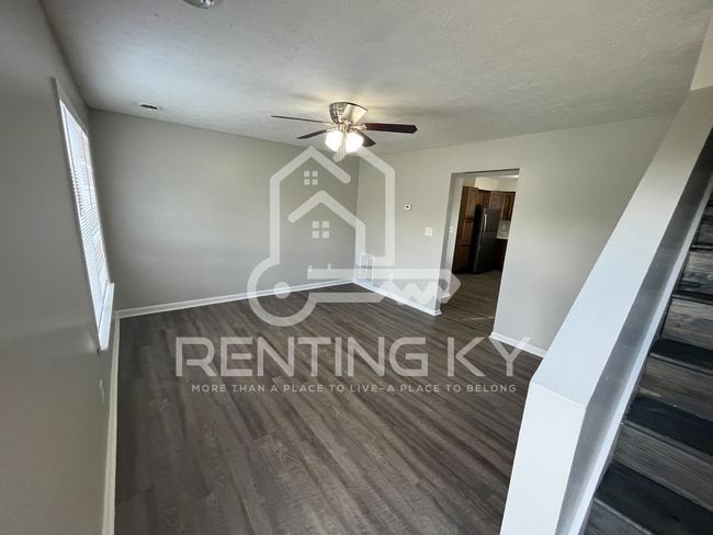 Building Photo - Completely Updated 2-Bed, 1.5-Bath Townhome!