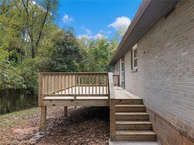 Building Photo - 2949 Judylyn Dr