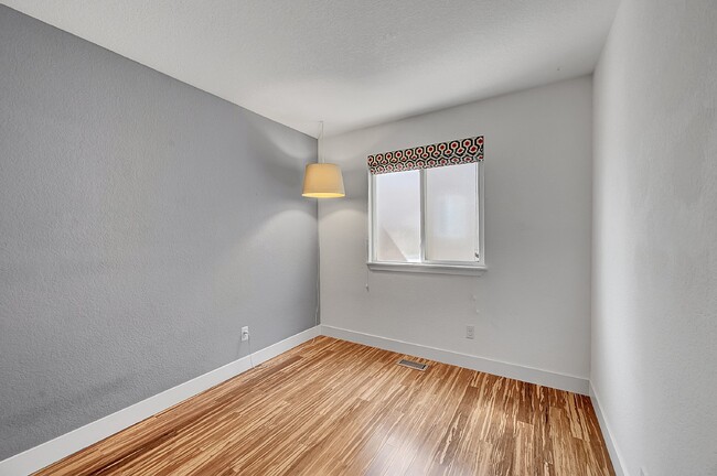 Building Photo - 2,940.95,  3-Bedroom, 1-bathroom Home In Erie with Stunning Backyard Space!