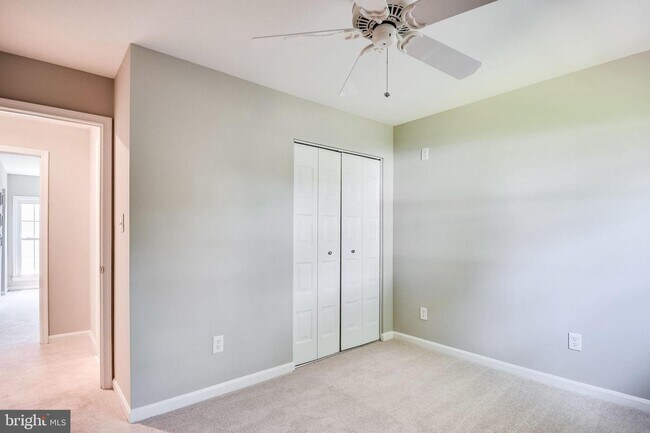 Building Photo - 5415 Helm Ct