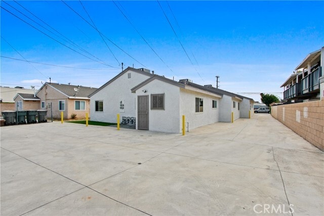 Building Photo - 12958 Yorba Ave
